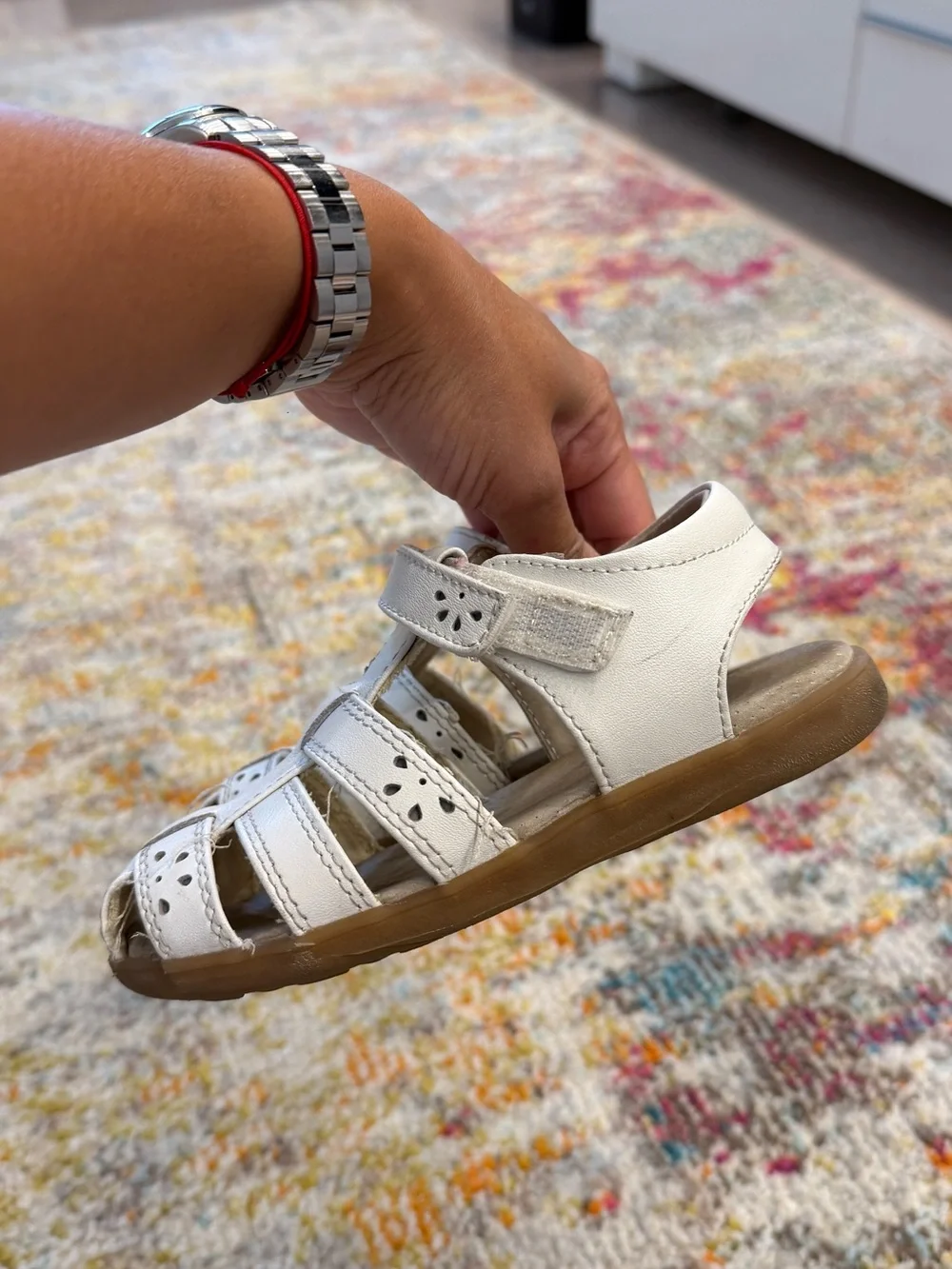 See Kai Run White Leather Closed-Toe Kids Sandals (size est. 11 toddler)